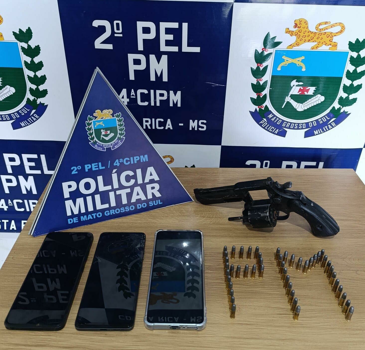 Imagem de compartilhamento para o artigo Polícia Militar de Costa Rica prende dupla por tráfico de drogas e porte ilegal de arma da MS Todo dia